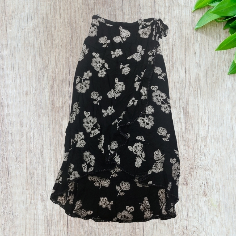 Eclipse Crossover Skirt